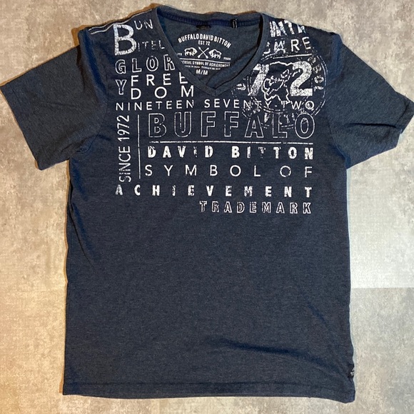 Buffalo David Bitton Other - Buffalo David Bitton tee-shirt medium